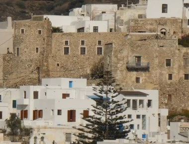 Νόσος της Νάξου: Η σπάνια ασθένεια που σκοτώνει νέους πριν από τα 30